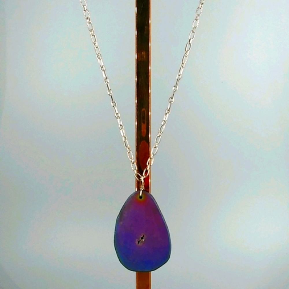 Purple pendant with 14" silver chain